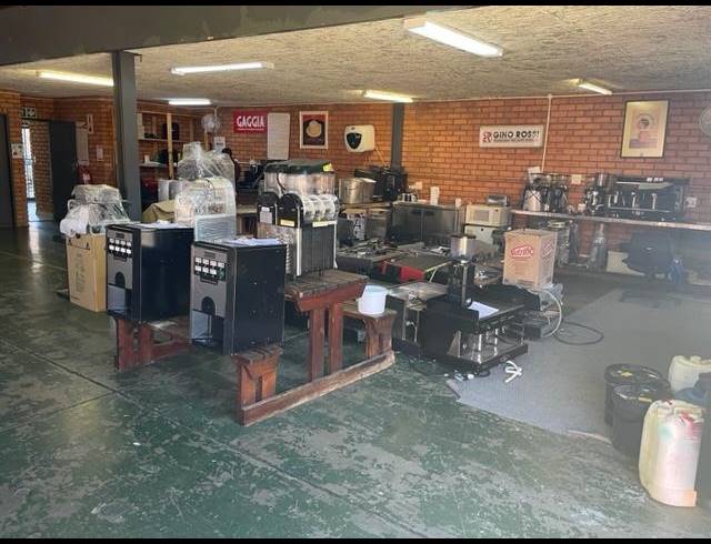 INDUSTRIAL PROPERTY TO RENT IN HENNOPSPARK